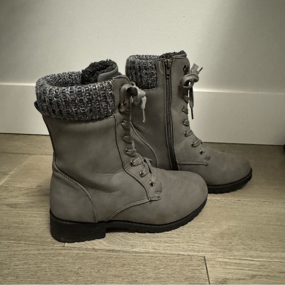 Winter Insulated Faux Suede Lace Up Ankle Boots with 3M Thinsulate & Knit Collar - Picture 2 of 7